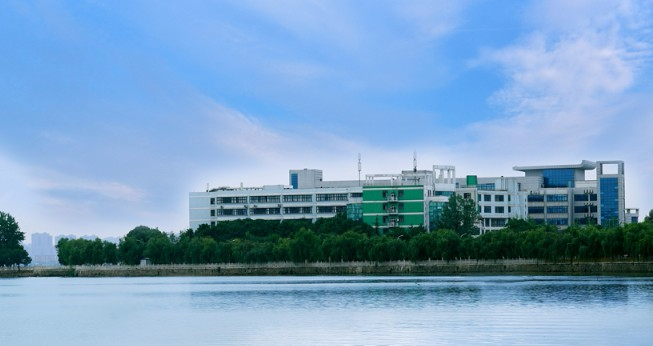 武汉武昌理工学院